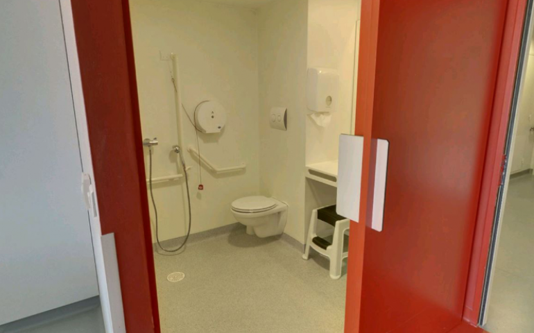 salle de bain hopital